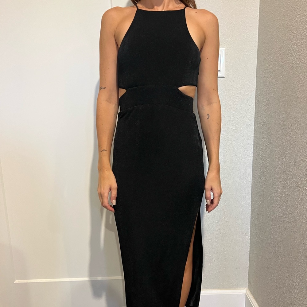 Black She midi dress